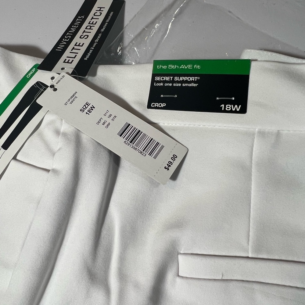 NWT Investments, the 5th Ave fit, crop pants, white size 18W